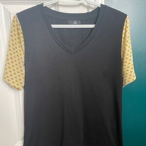 Ladies Ampersand Ave Cotton V Neck T Shirt Black size L